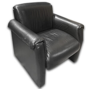 Black Leather Lounge Chair