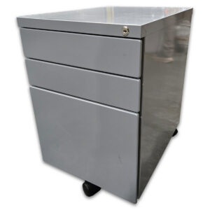Used Clear Design Mobile BBF Pedestal Used Clear Design mobile BBF pedestal featuring a box drawer, file drawer, and full-width pencil drawer for organized personal storage. The compact footprint fits easily beneath desks and workstations while locking drawers help secure office supplies and documents. Box drawer, file drawer, and pencil drawer configuration Locking storage for added security Mobile casters for easy repositioning Compact design fits beneath most desks Dimensions: 15.5" W × 20.5" D × 24.5" H This Used Clear Design mobile BBF pedestal is ideal for private offices, workstations, and administrative areas where accessible storage is needed.