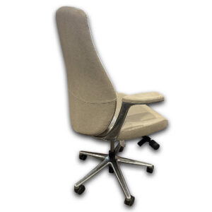 Gallery Used Keilhauer Unity Executive Conference Chair - Cream