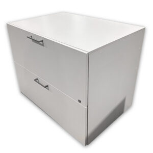 Used 35" W Group Lacasse 2 Drawer Lateral File – White Finish Clean white lateral file cabinet designed for organized document storage in commercial office environments. 2 drawer lateral filing configuration White laminate finish Locking drawers Metal pull handles Commercial-grade construction Dimensions: 35.5"W x 23.5"D x 28.5"H Perfect for private offices, executive suites, and collaborative workspaces.