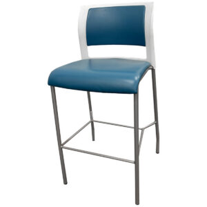 Used White & Blue Bar-Height Chairs The Used White & Blue Bar-Height Chairs provide elevated seating for bar-height tables and counters. Each chair features a blue upholstered seat, white backrest, metal frame, and integrated footrest. Blue upholstered seat with white backrest Metal frame with built-in footrest Full backrest for additional support Dimensions: 20" W × 20" D × 42.5" H Mainly for commercial use. Recommended for breakrooms, cafés, collaboration areas, employee lounges, and bar-height meeting tables.