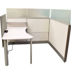 Knoll Dividends 56" H 5.5x5 W/Grey Modesty Divider (Priced Per Seat)