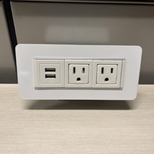 Gallery 2019 Herman Miller Canvas 6'x6' W/ Height Adjustable Desk & Glass - Teal Accent 