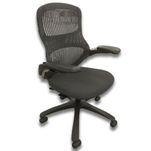 Used Knoll Generation Task Chair in Storm This Generation task chair by Knoll delivers flexible comfort and support, designed to encourage freedom of movement for dynamic workstyles. Introduced in 2009, it pioneers innovative seating that adapts to your preferred posture and motion. 2019 Series Dark frame Storm flex back and seat High-performance adjustable arms Ideal for modern offices, collaborative workspaces, and agile environments.