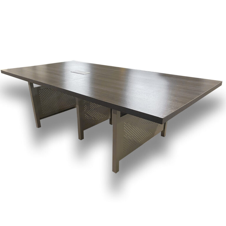 Used Uline 96" W Downtown Series Conference Table in Grey– Powered This used Uline Downtown conference table provides a reliable meeting solution with a built-in power box for easy device connectivity. Its sturdy construction and gray finish make it a practical choice for daily use in professional settings. Built-in power box for convenient access Rectangular 96" x 48" surface Sturdy frame with gray finish Dimensions: 96"W x 48"D x 30"H Ideal for conference rooms, executive offices, and collaborative workspaces.