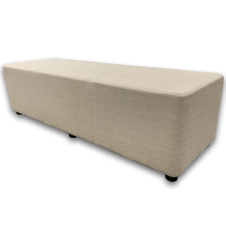 Used 66" W Kimball Upholstered Bench Seating – Beige Fabric Comfortable upholstered bench seating designed for reception areas, lounge spaces, and collaborative environments at a practical value. Fully upholstered beige fabric exterior Clean rectangular profile for flexible placement Sturdy low-profile feet for stable support Dimensions: 66"W x 22"D x 20"H Ideal for waiting areas, open office lounges, and collaborative workspaces.