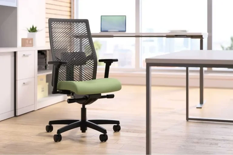 mid back chair vs high back chair