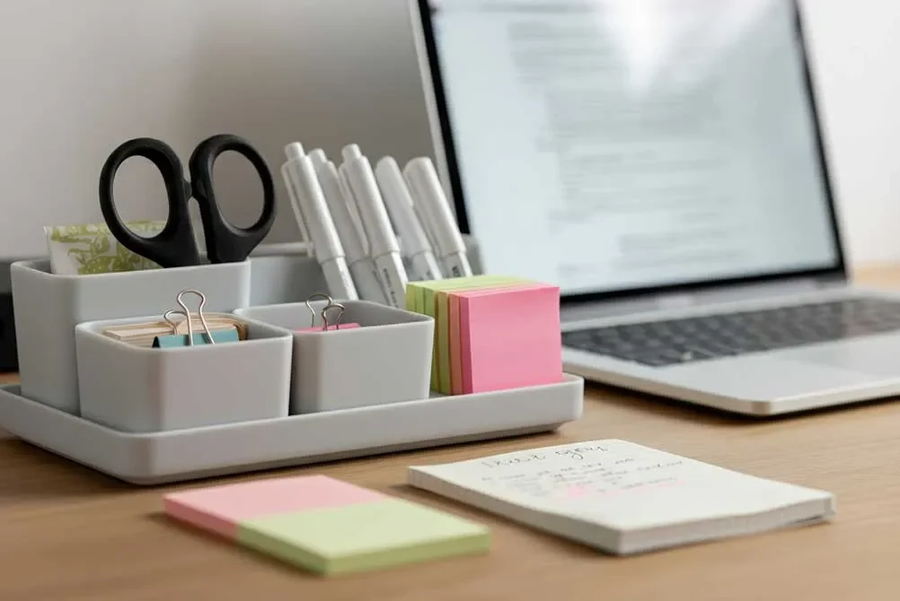 office desk organization ideas